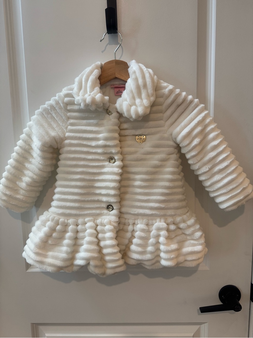 Girls' Juicy White Plush Ruffled Coat - Soft Faux Fur Jacket